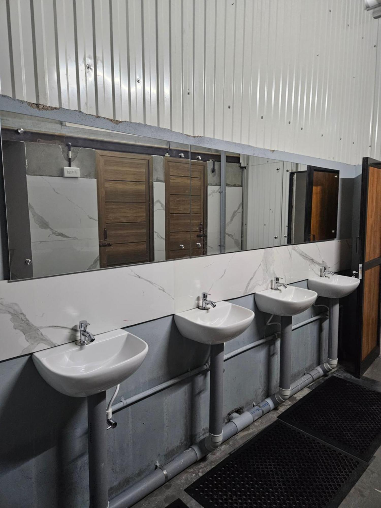 Lowfare Hotels Kozhikode Exterior photo